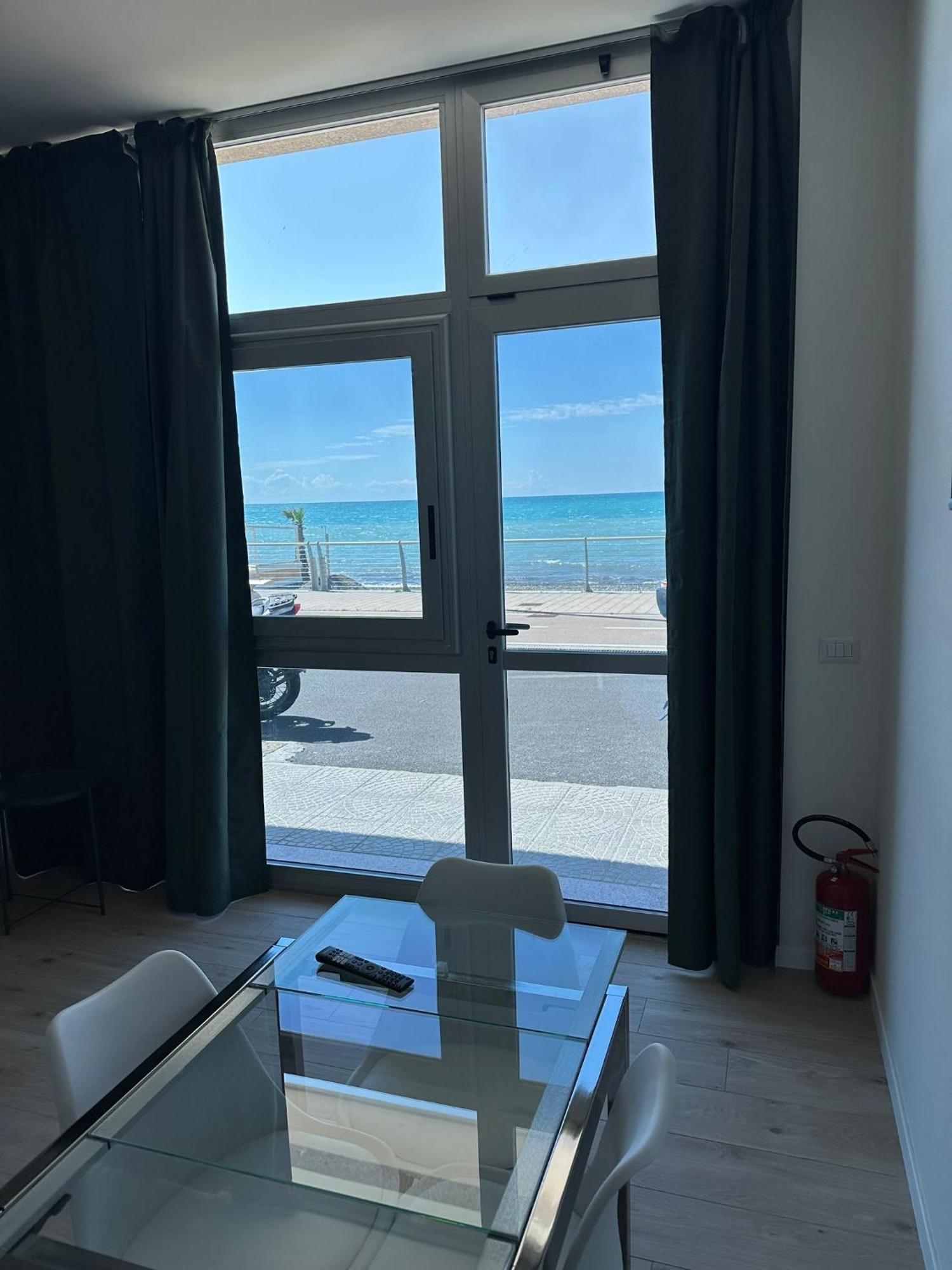 בורדיגרה Hotel Piccolo Paradiso מראה חיצוני תמונה